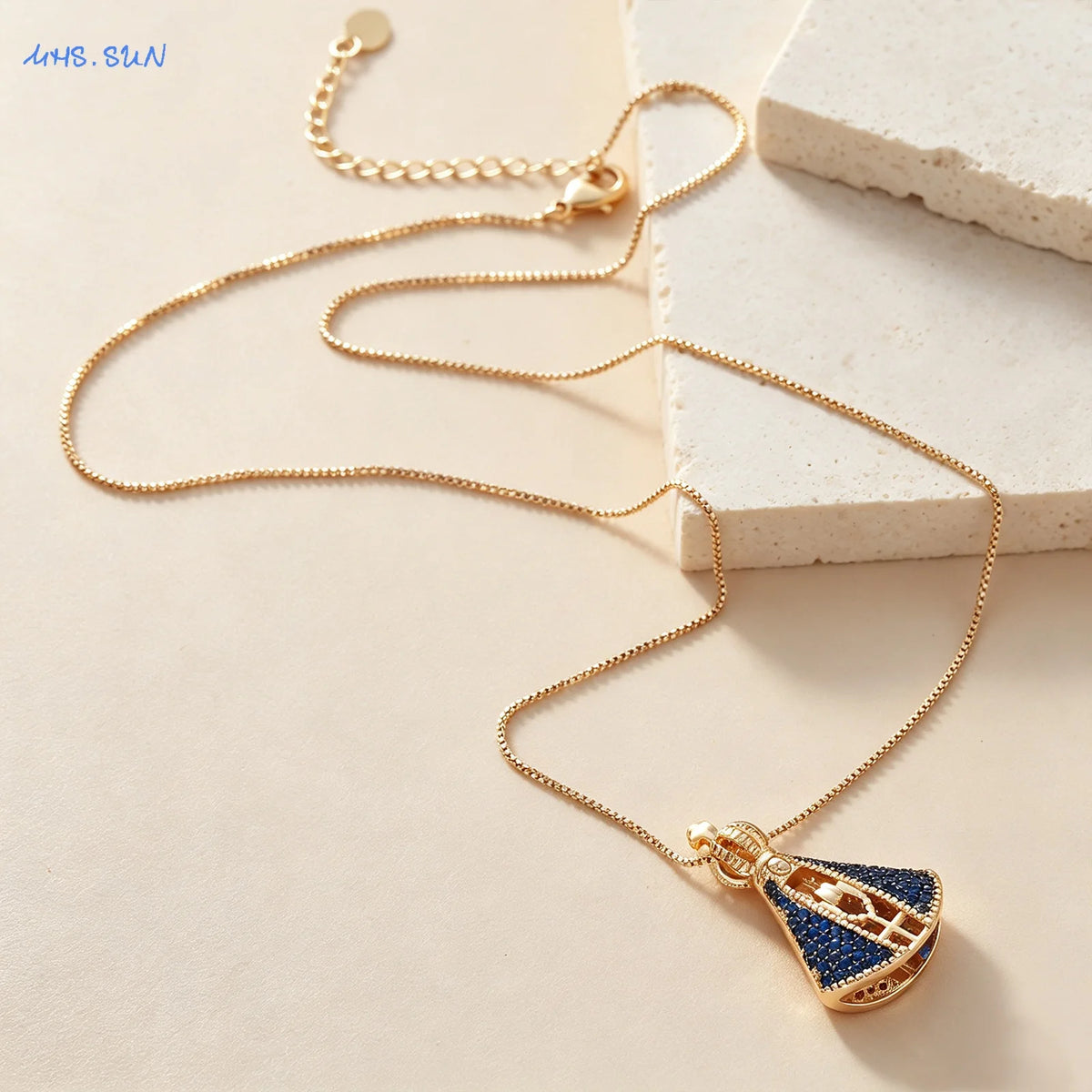 COLAR NOSSA SENHORA APARECIDA COM ZIRCÔNIAS – AZUL E DOURADO