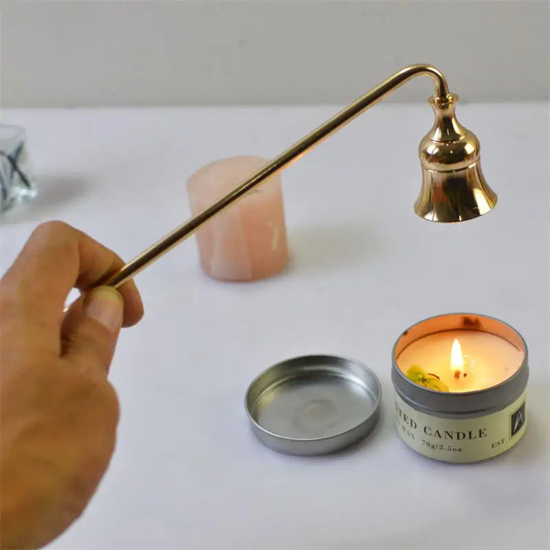 APAGADOR DE VELAS EM METAL – CUIDADO PARA SEUS RITUAIS