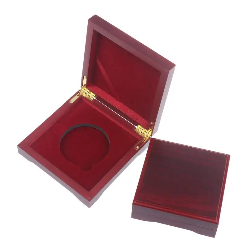 ESTOJO DE MADEIRA PARA MOEDA COM INTERIOR VERMELHO – 10 OU 12 CM